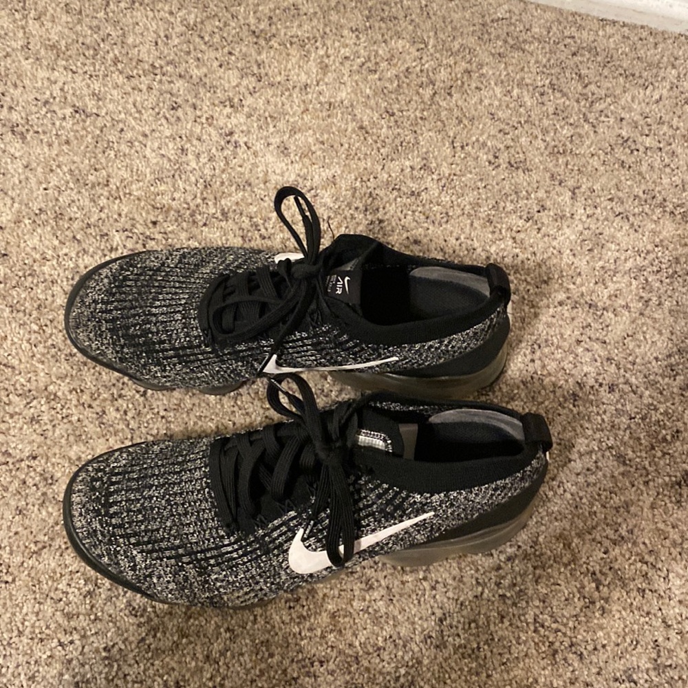 Nike vapor max good condition